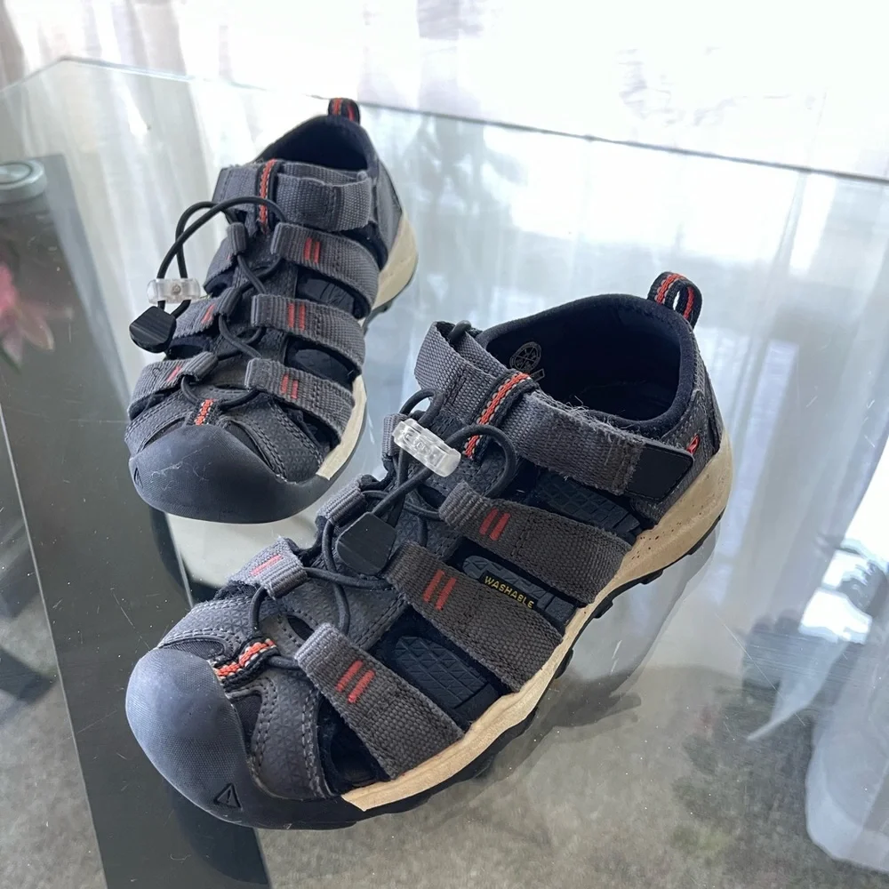 Keen‎ Sandals Kids 1 Newport Gray Orange 1018434 Terrain Hiking Washable